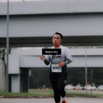 Runner Photo 7408136