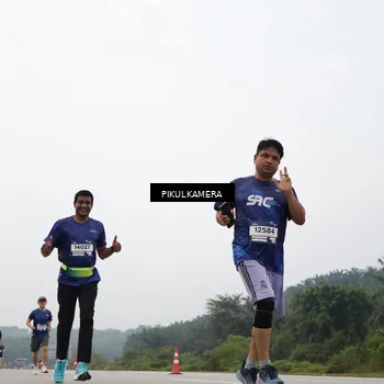 Runner Photo 7408166