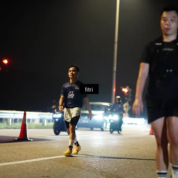 Runner Photo 7408186