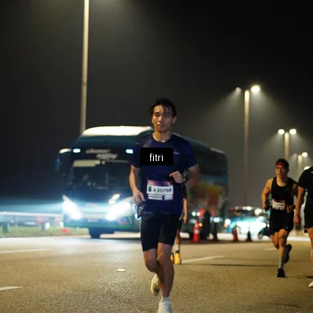 Runner Photo 7408212