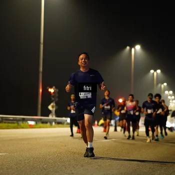 Runner Photo 7408261