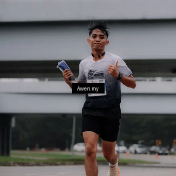 Runner Photo 7408304