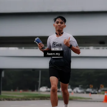 Runner Photo 7408316
