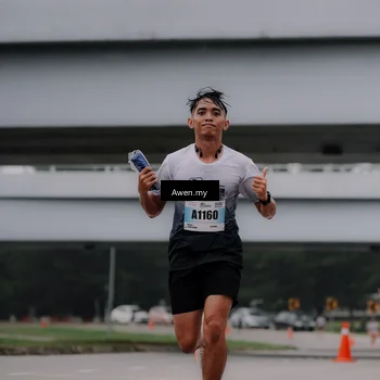 Runner Photo 7408318