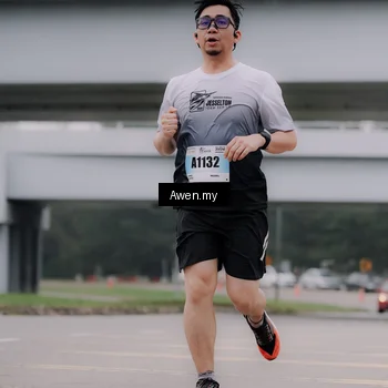 Runner Photo 7408377
