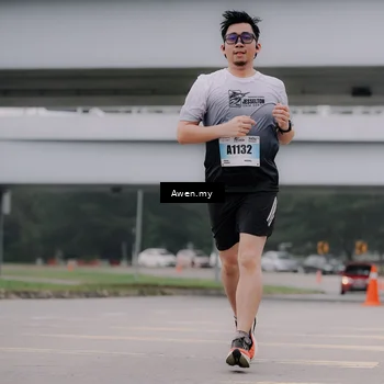 Runner Photo 7408392