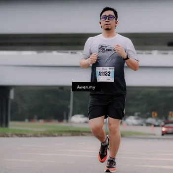 Runner Photo 7408417