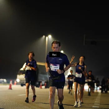 Runner Photo 7408419