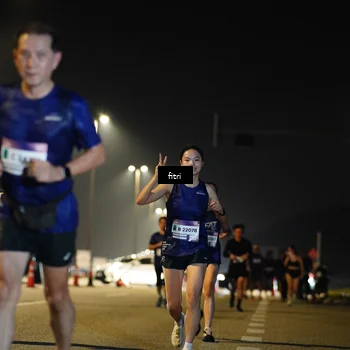 Runner Photo 7408432