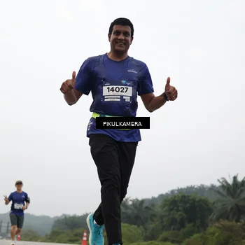 Runner Photo 7408462