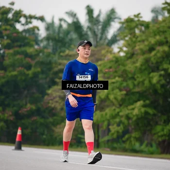 Runner Photo 7408476