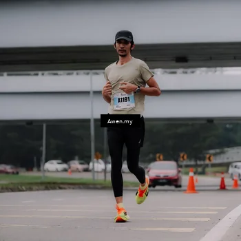 Runner Photo 7408537