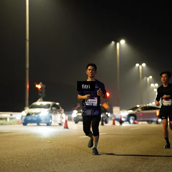 Runner Photo 7408543