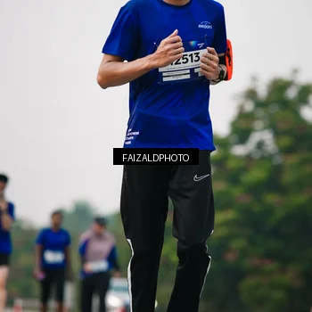 Runner Photo 7408553