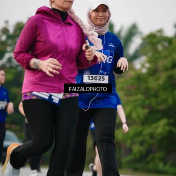 Runner Photo 7408575