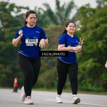 Runner Photo 7408580