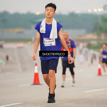 Runner Photo 7408591