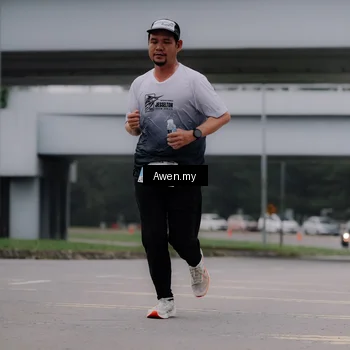Runner Photo 7408614