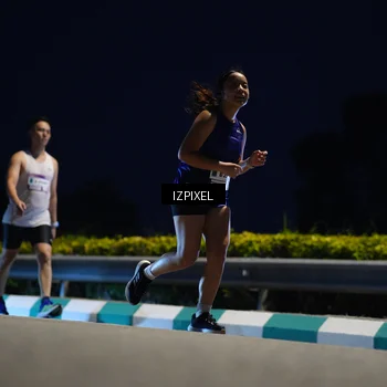 Runner Photo 7408644