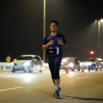 Runner Photo 7408659