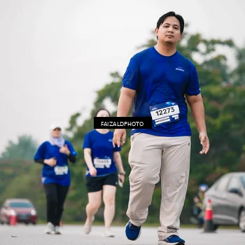 Runner Photo 7408664