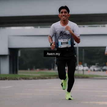 Runner Photo 7408718