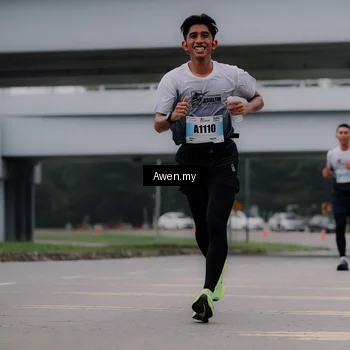 Runner Photo 7408719