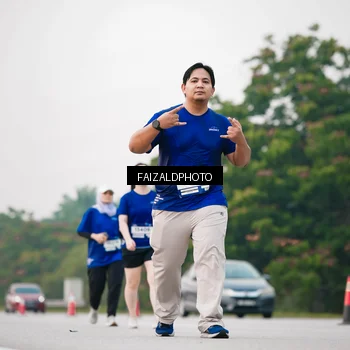 Runner Photo 7408726