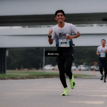 Runner Photo 7408734