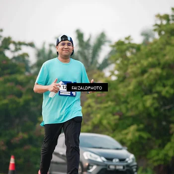 Runner Photo 7408737