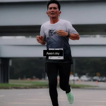 Runner Photo 7408749