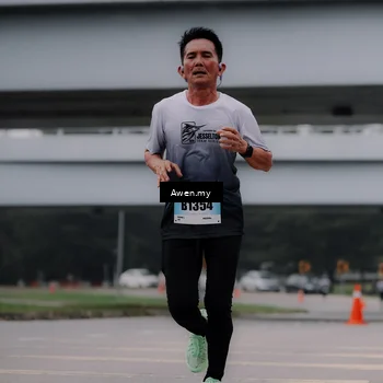 Runner Photo 7408768