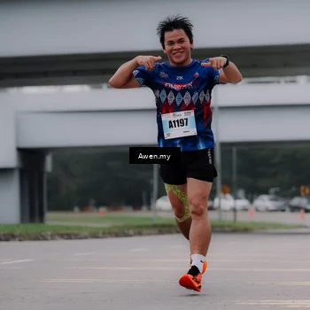 Runner Photo 7408793