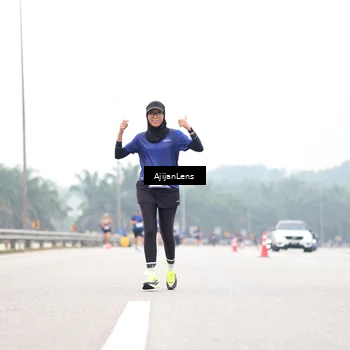 Runner Photo 7408806