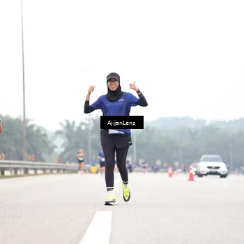 Runner Photo 7408807