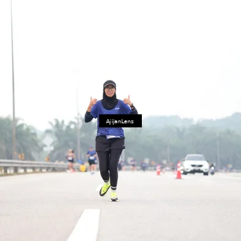 Runner Photo 7408834