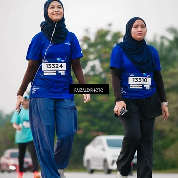 Runner Photo 7408846