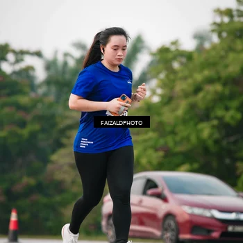 Runner Photo 7408858