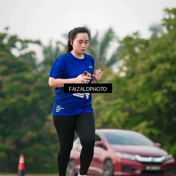Runner Photo 7408870