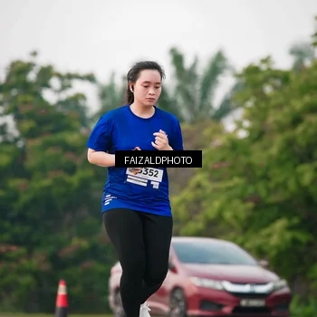 Runner Photo 7408880