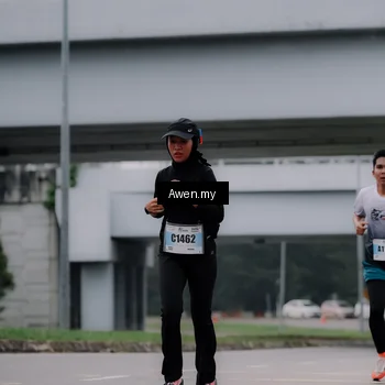 Runner Photo 7408909