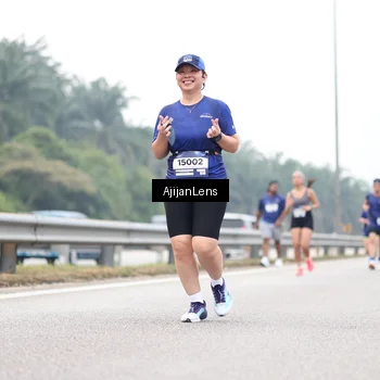 Runner Photo 7408949