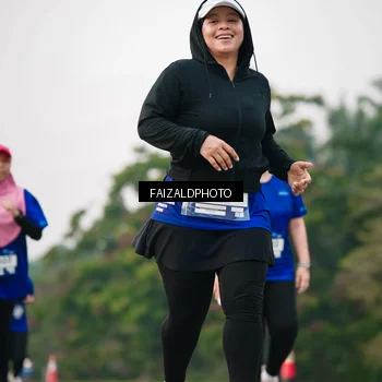 Runner Photo 7408959