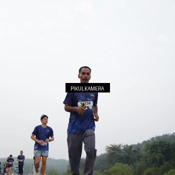 Runner Photo 7409021