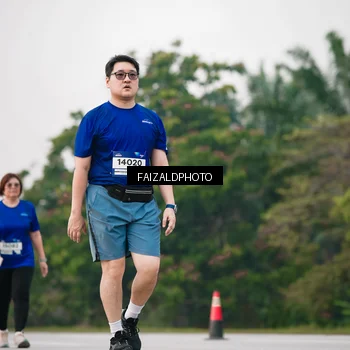 Runner Photo 7409023