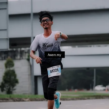Runner Photo 7409028
