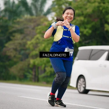 Runner Photo 7409030