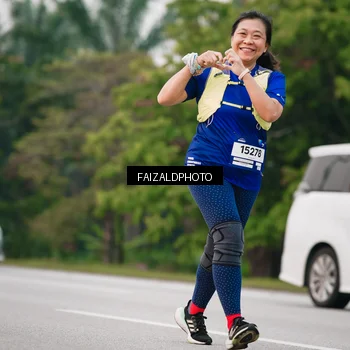 Runner Photo 7409039
