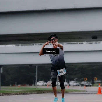 Runner Photo 7409078
