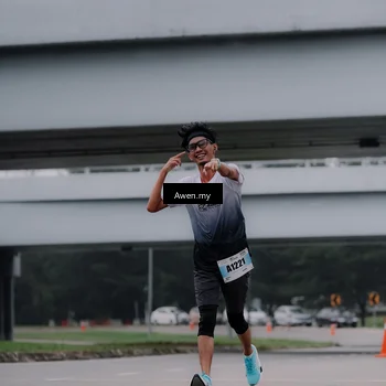 Runner Photo 7409082